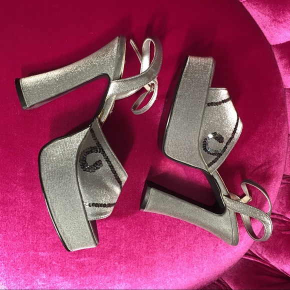 True Vintage 90’s Silver & Sequin Platform Heels - Picture 10 of 16